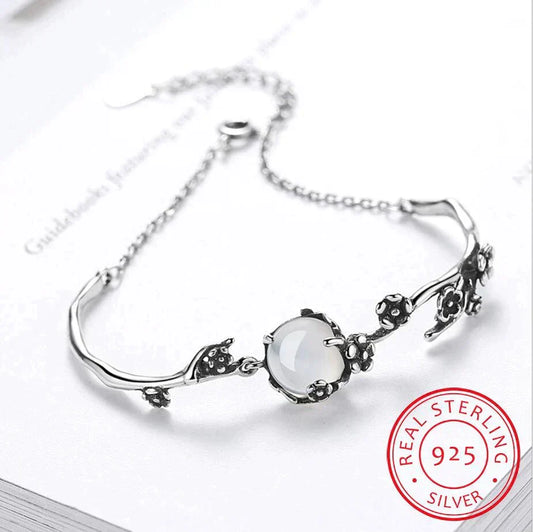 Bracelet en argent avec pierre Moonlight | Bracelet parfait pour toute occasion !