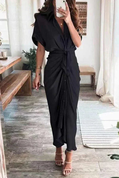 Osana - Magnifique robe en satin avec boutons et voile