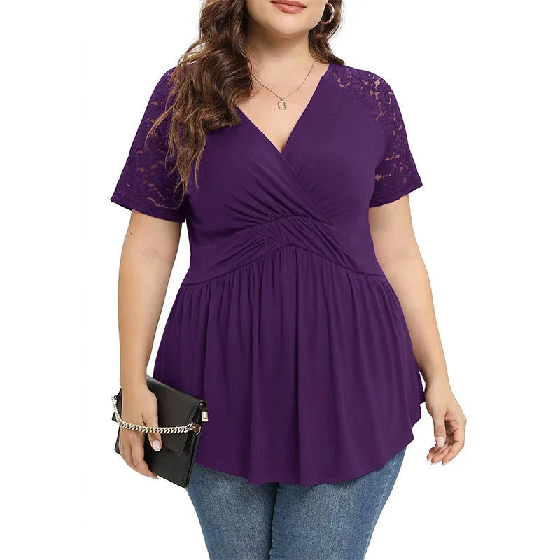 Vardi Dante™ Benthe Plus-Size T-Shirt | Airing & Trendy