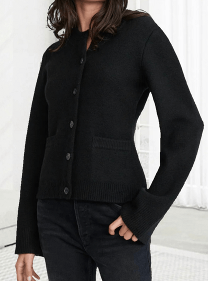 Cardigan classique pour femmes avec patte de boutonnage