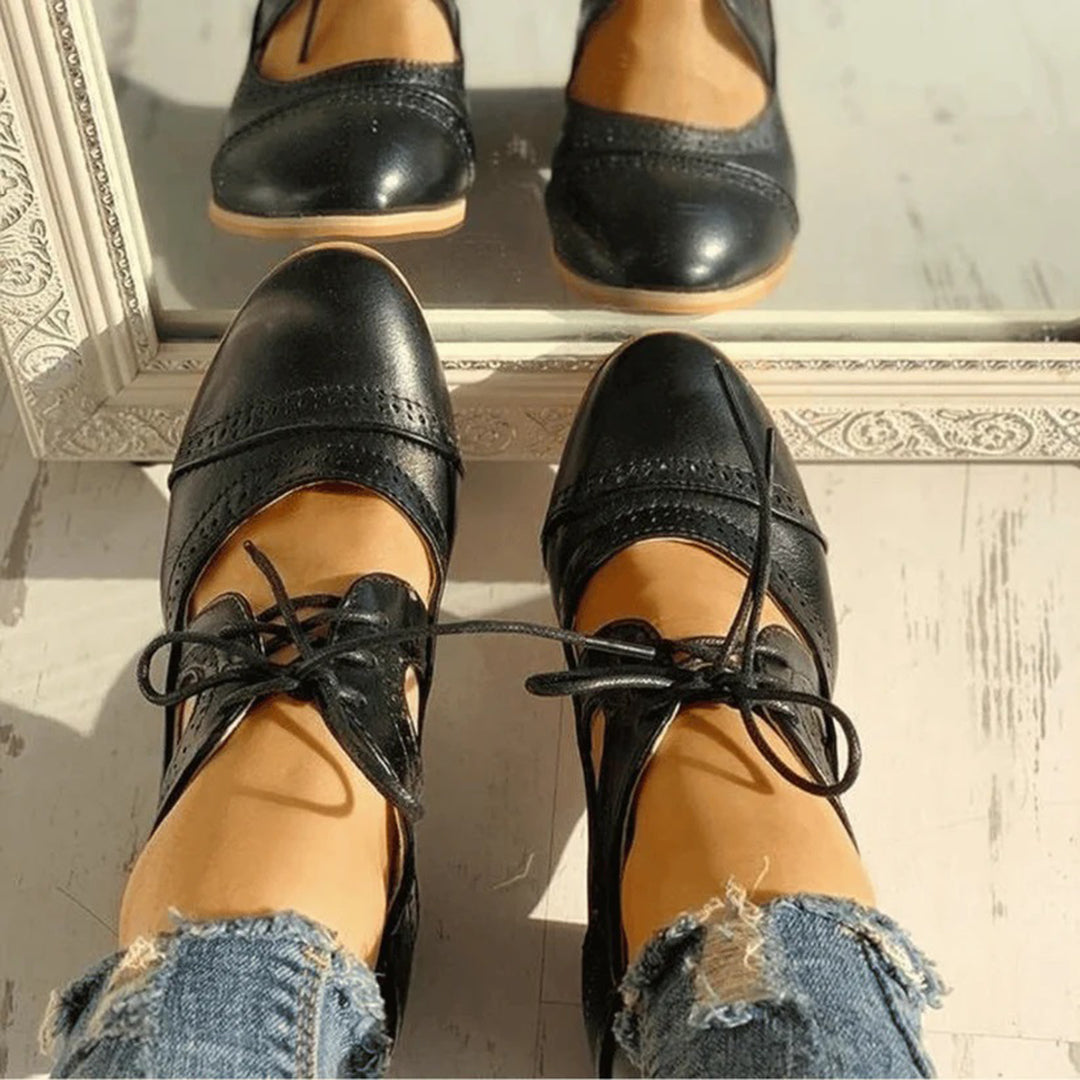 Peninna Shoes | Chaussures à lacets vintage avec talon et découpe