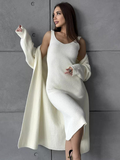 Robe longue élégante avec cardigan chaud