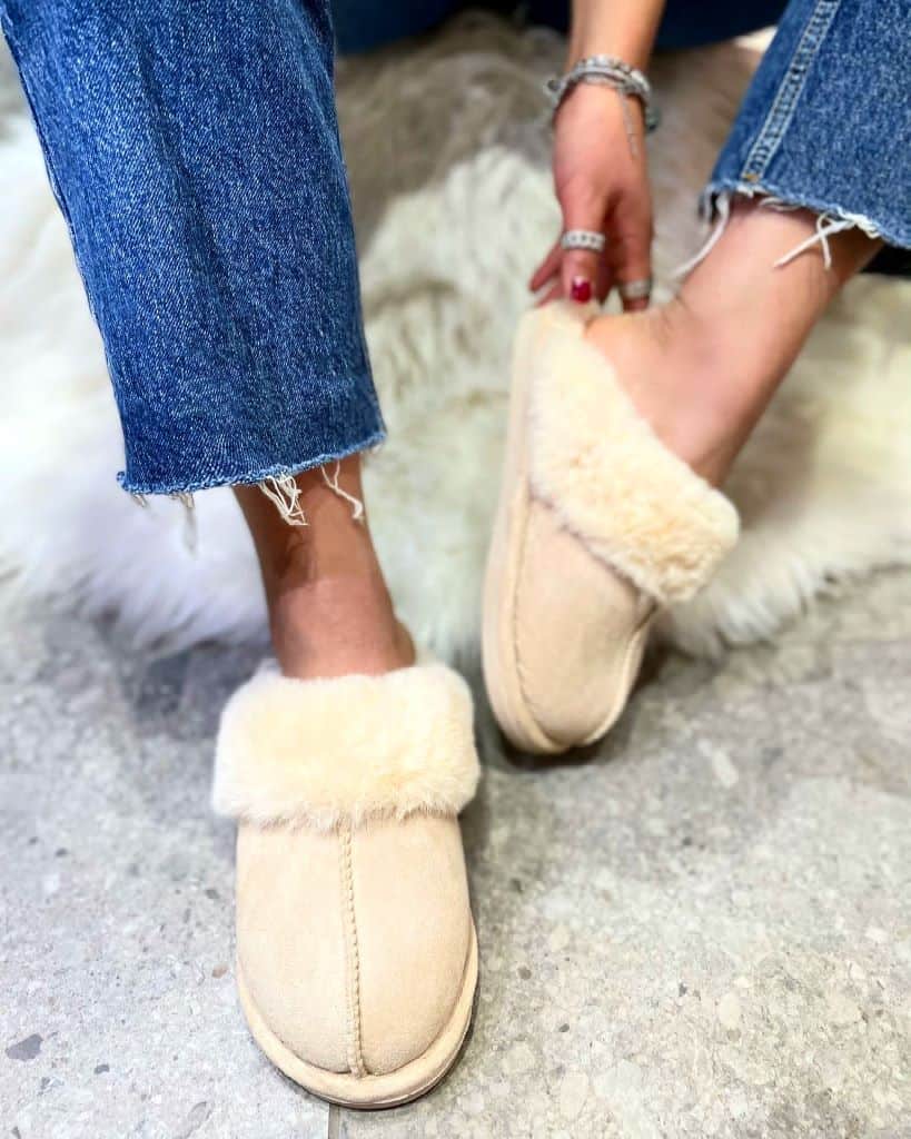 Chaussons duveteux | Elin Beige - Doux et chauds - Idéal pour les soirées froides à la maison