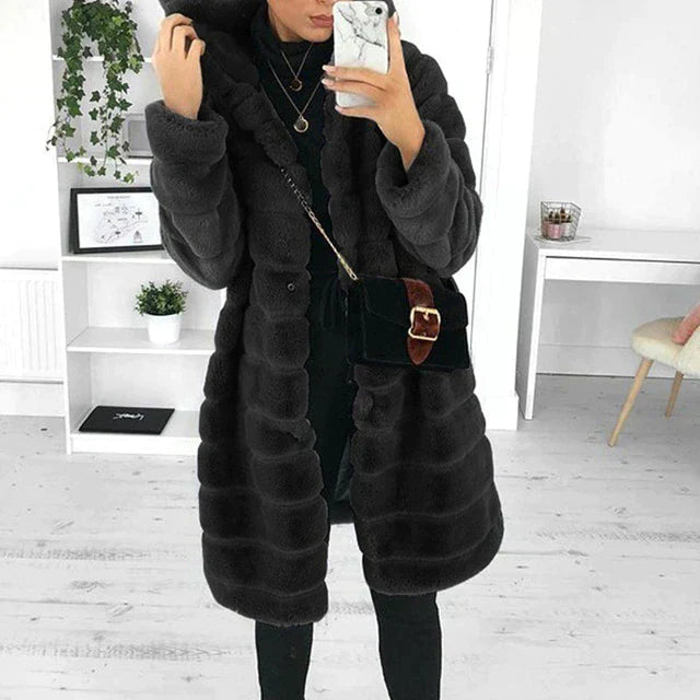 Manteau moelleux en fausse fourrure