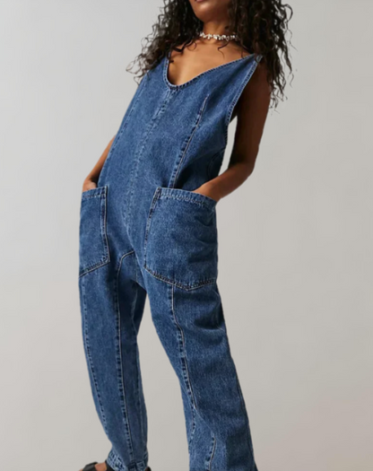 Nadine - Combinaison sans manches en denim avec encolure en V profonde et pantalon à poches multiples