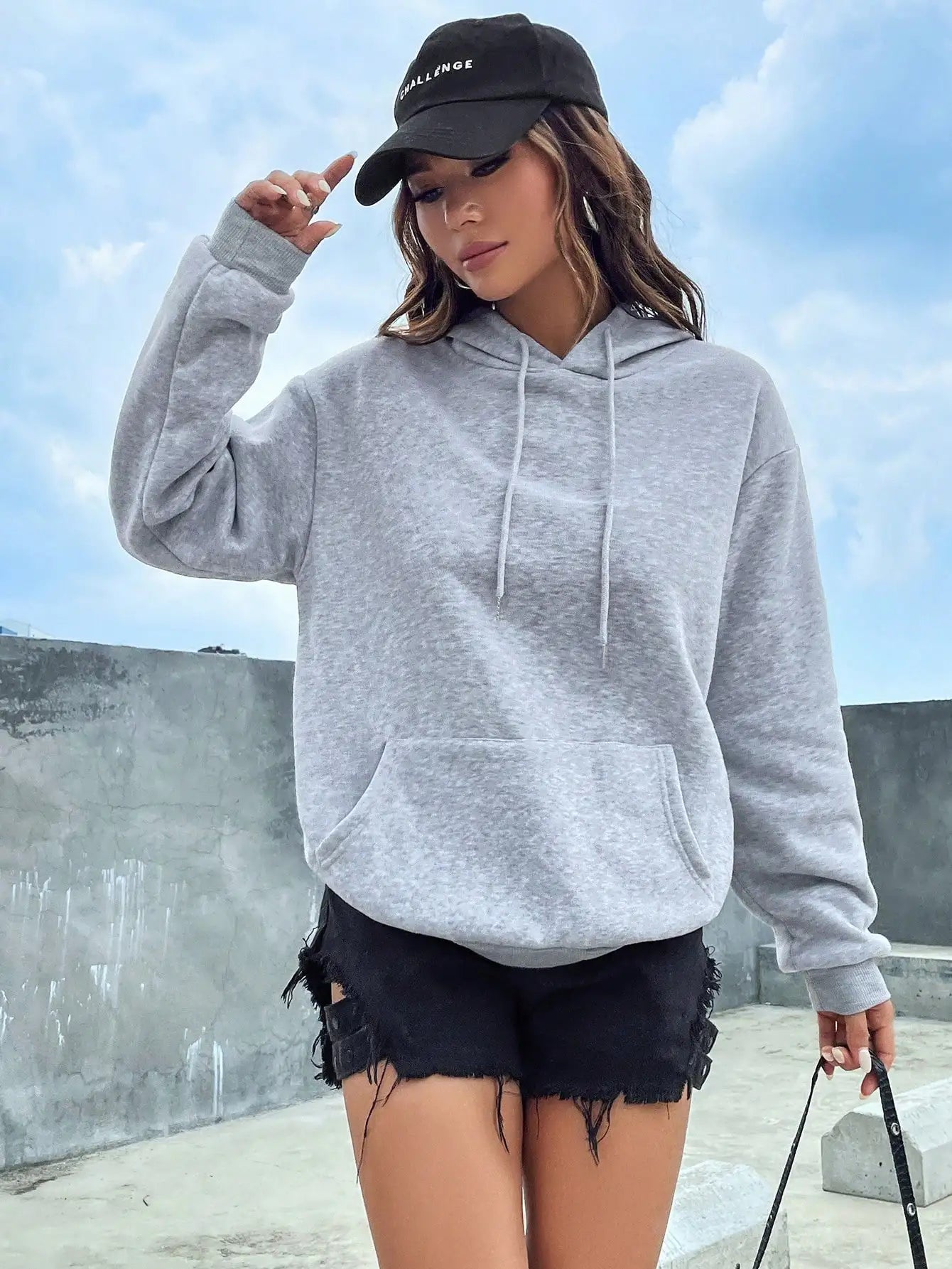 Dorte - Sweat à capuche ample avec poche pour femme