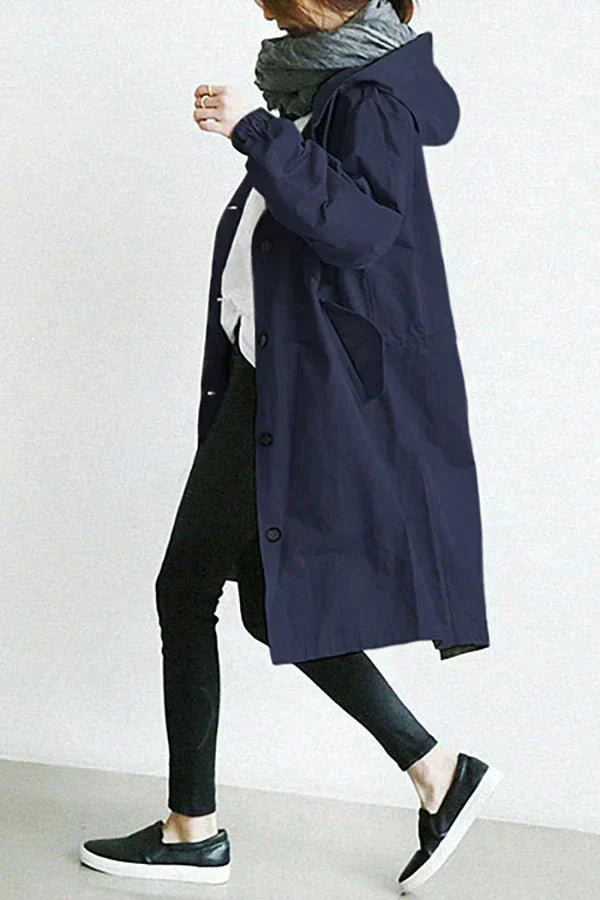 Manteau de pluie pour les femmes qui suivent la tendance