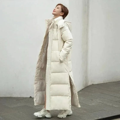 Le chic confortable : un long manteau bouffant pour la garde-robe d'hiver