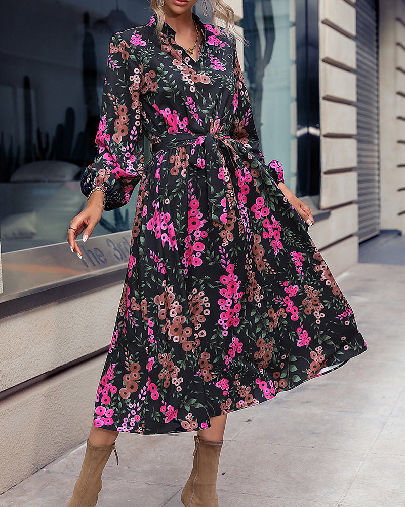 Yara | Robe à imprimé floral avec col en V